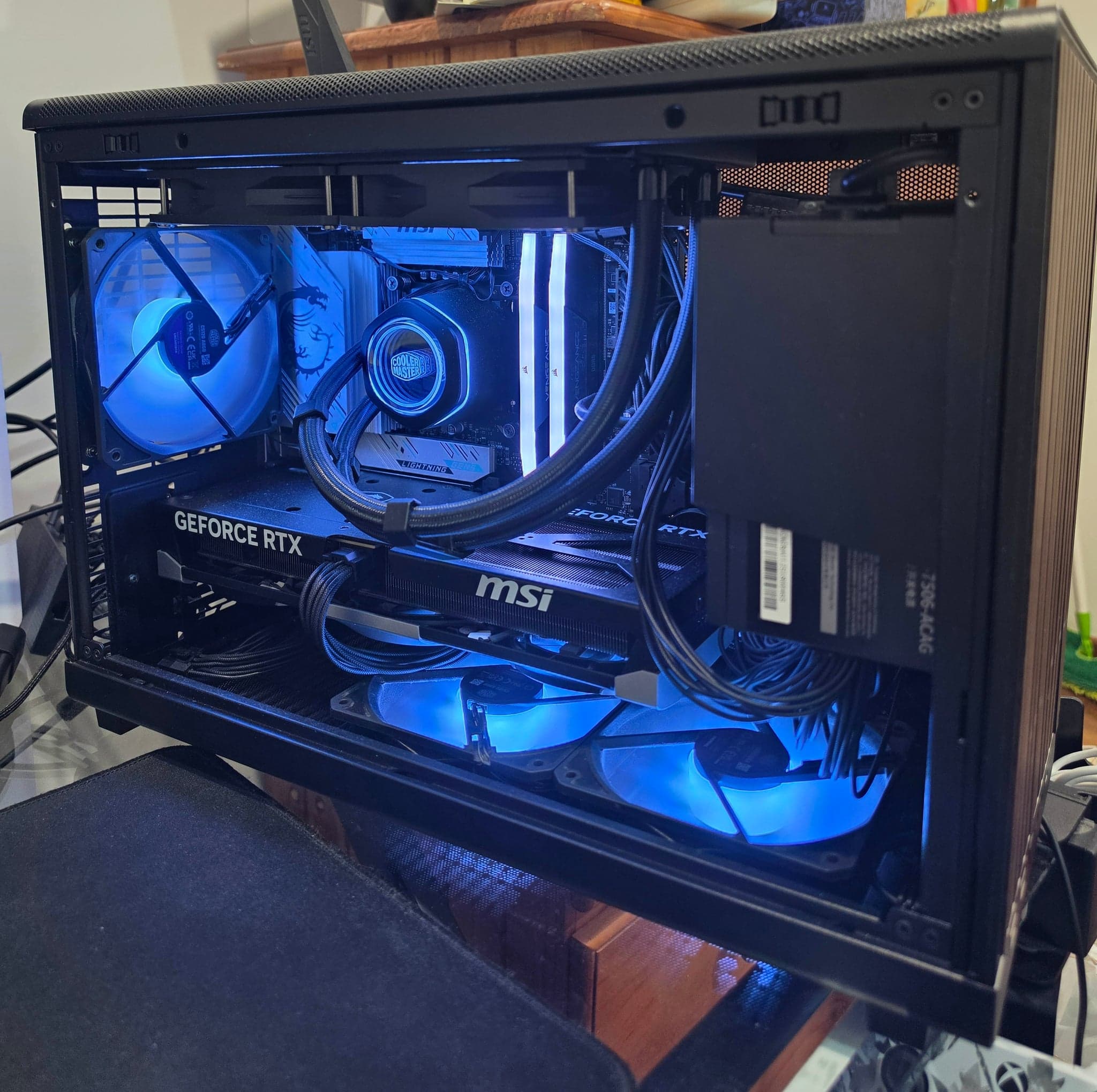 This Lian Li case honestly makes any rig Humble (2 of 3)